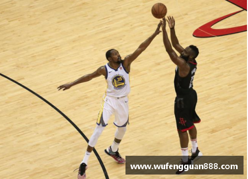 铁憨憨NBA大解密：球场内外的惊奇旅程